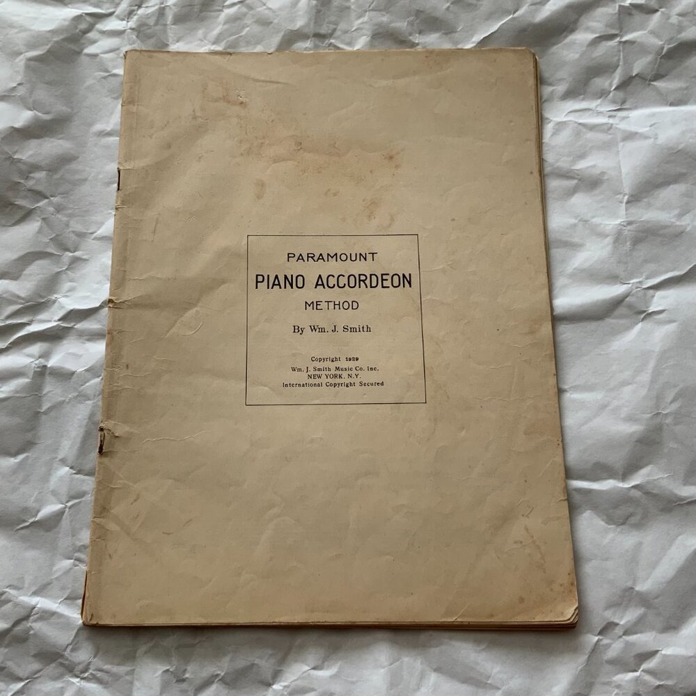VINTAGE INSTRUCTION BOOK - PARAMOUNT PIANO ACCORDEON METHOD by Wm J SMITH 1929